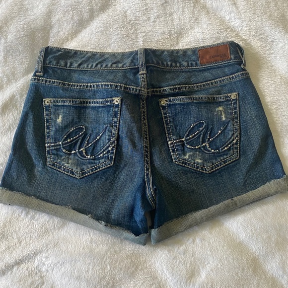 Express denim shorts, size 4, excellent condition. - Picture 2 of 4